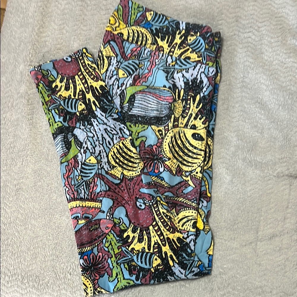 LuLaRoe Colorful Sea Life Leggings